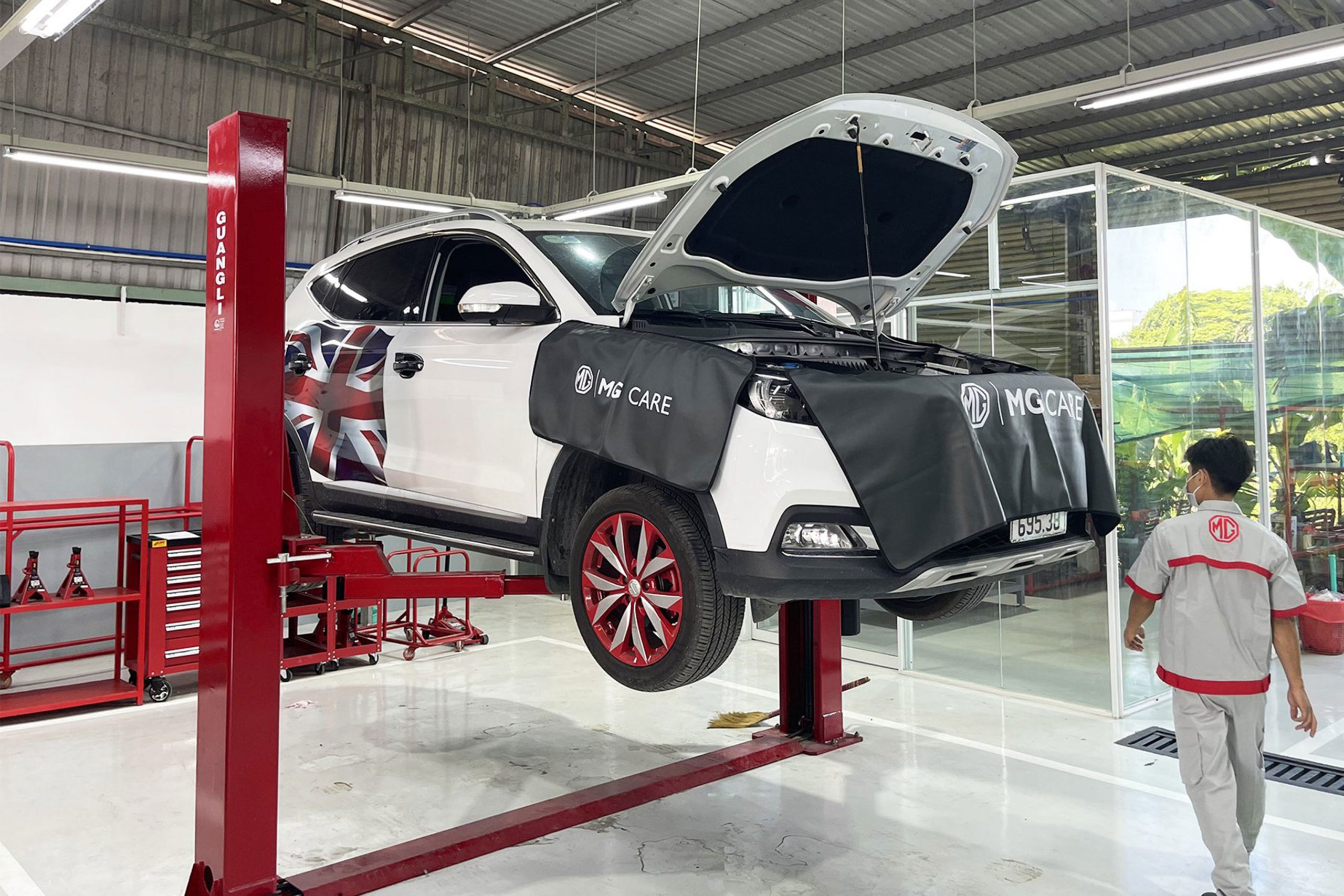 Trang thiết bị phục vụ bảo dưỡng, sữa chữa tại MG Đông Sài Gòn
