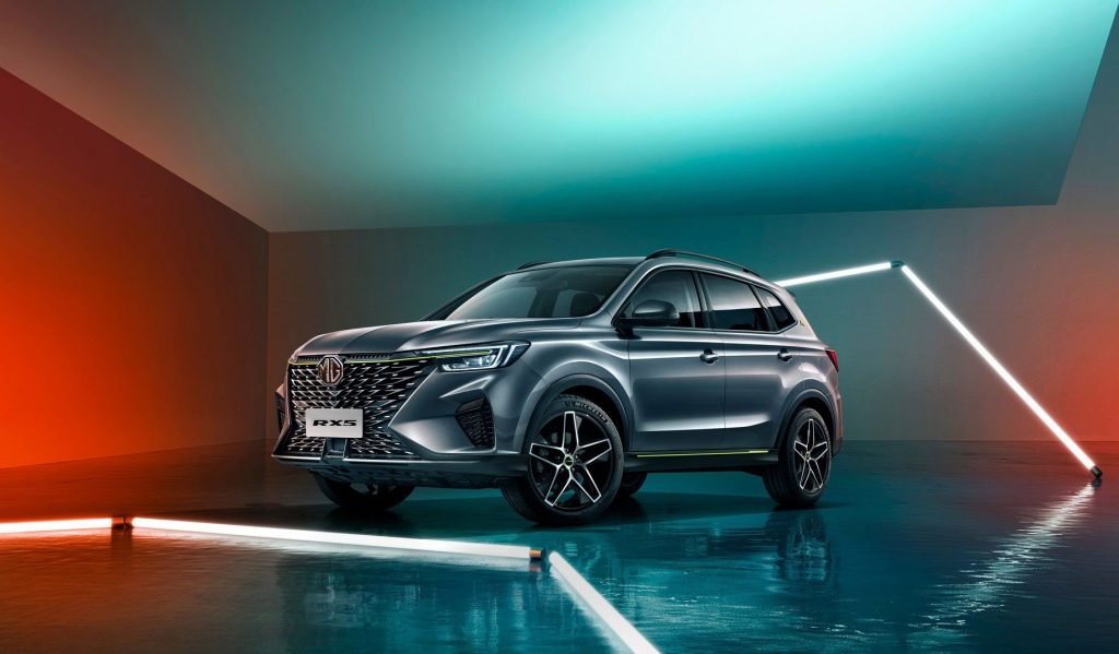 Ngoại thất sang trọng, lịch lãm của SUV RX5